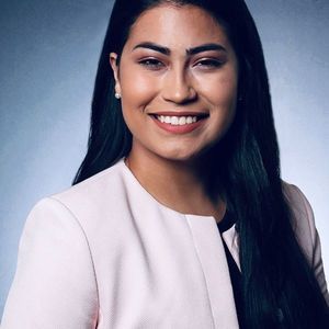 Meet your Posher, Daniela